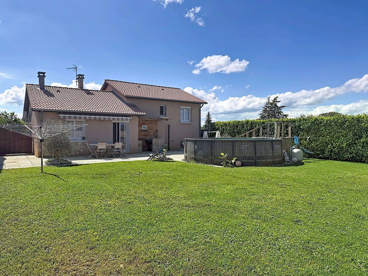 Maison 4 pièces 90 m² · à Meximieux · 90 m² · 385 000 €