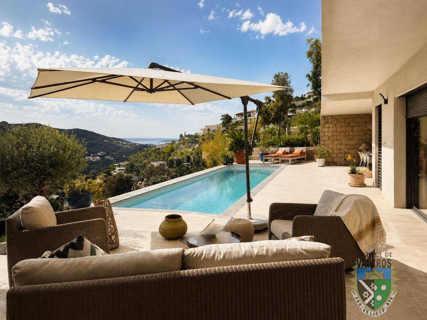Maison 6 pièces 183 m² · à La Londe-les-Maures · 183 m² · 1 990 000 €