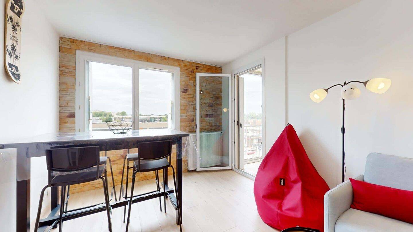 Room in Rue Joachim du Bellay, Toulouse for 97 m² with 5 bedroom — 9
