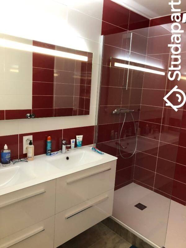 1 pièce 9 m² · à Saint-Herblain · 9 m² · 450 €/mois