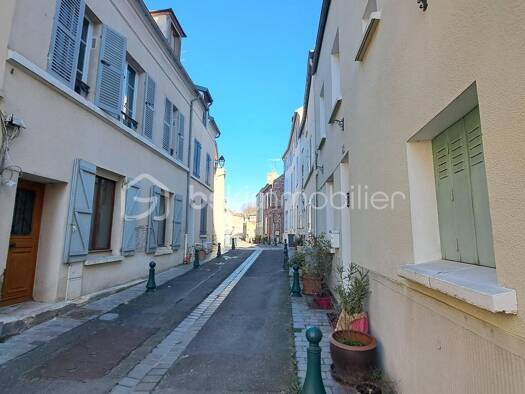 Appartement à vendre 129 000 € 1 pièce 23,9 m² Étage 1/2 Le Centre Andrésy 78570