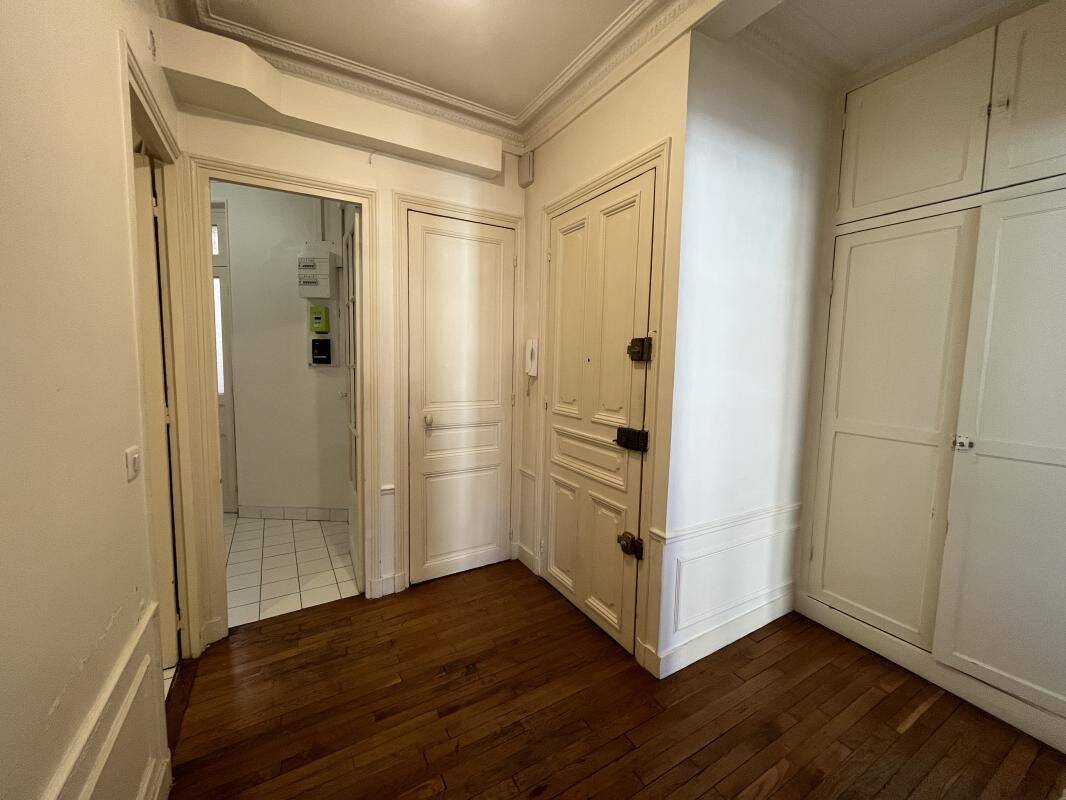 Appartement 2 pièces 50 m² · à Paris 15ème Arrondissement · 50 m² · 1 611 €