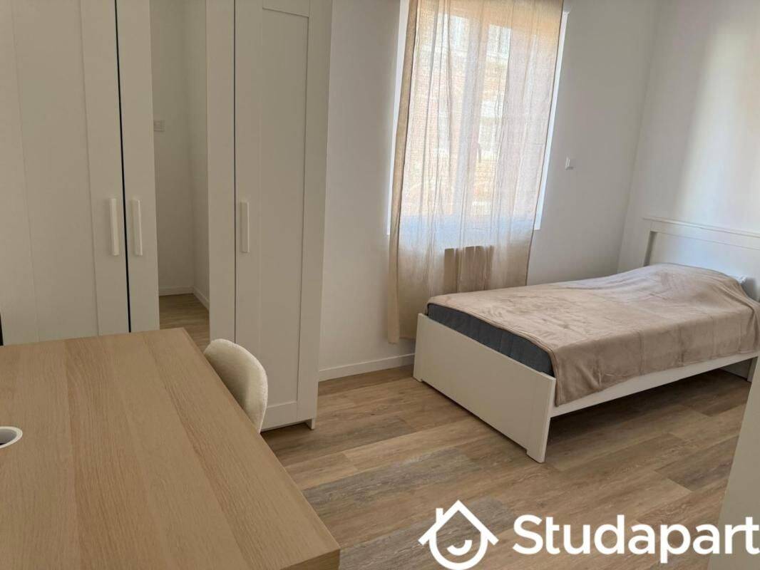 1 pièce 11 m² · à Croix · 11 m² · 500 €