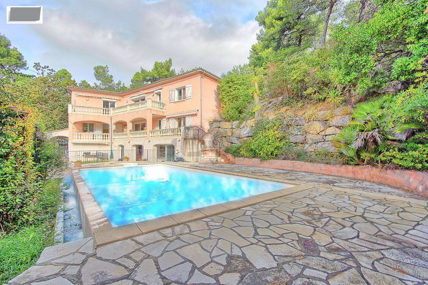 Maison 8 pièces 350 m² · à Hyères · 350 m² · 1 295 000 €