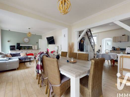 Maison de ville à vendre 299 900 € 6 pièces 4 chambres 121 m² 124 m² de terrain Ville Ancienne Étaples 62630