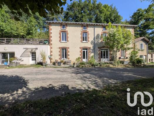 Maison à vendre 191 000 € 7 pièces 4 chambres 173 m² 1 350 m² de terrain Bosmie-l'Aiguille 87110