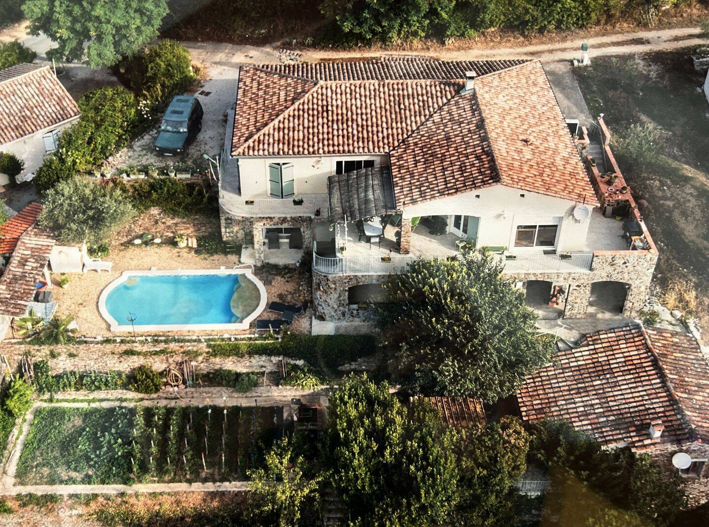 Maison 7 pièces 172 m² · à Sumène · 172 m² · 390 000 €