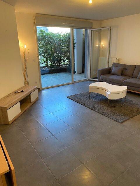 Appartement 2 pièces 44 m² · à Gex · 43,5 m² · 1 096 €
