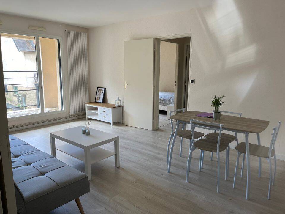 Appartement 2 pièces 55 m² · à Saint-Grégoire · 55 m² · 820 €