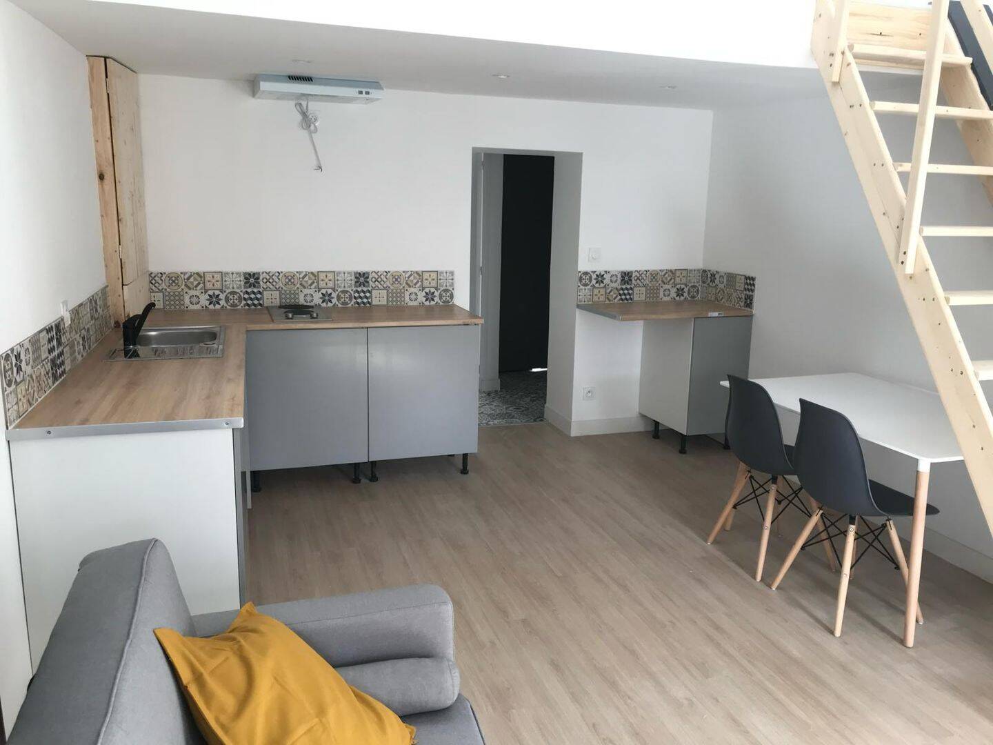 Appartement 1 pièce 39 m² · à Saint-Étienne · 38,9 m² · 405 €/mois