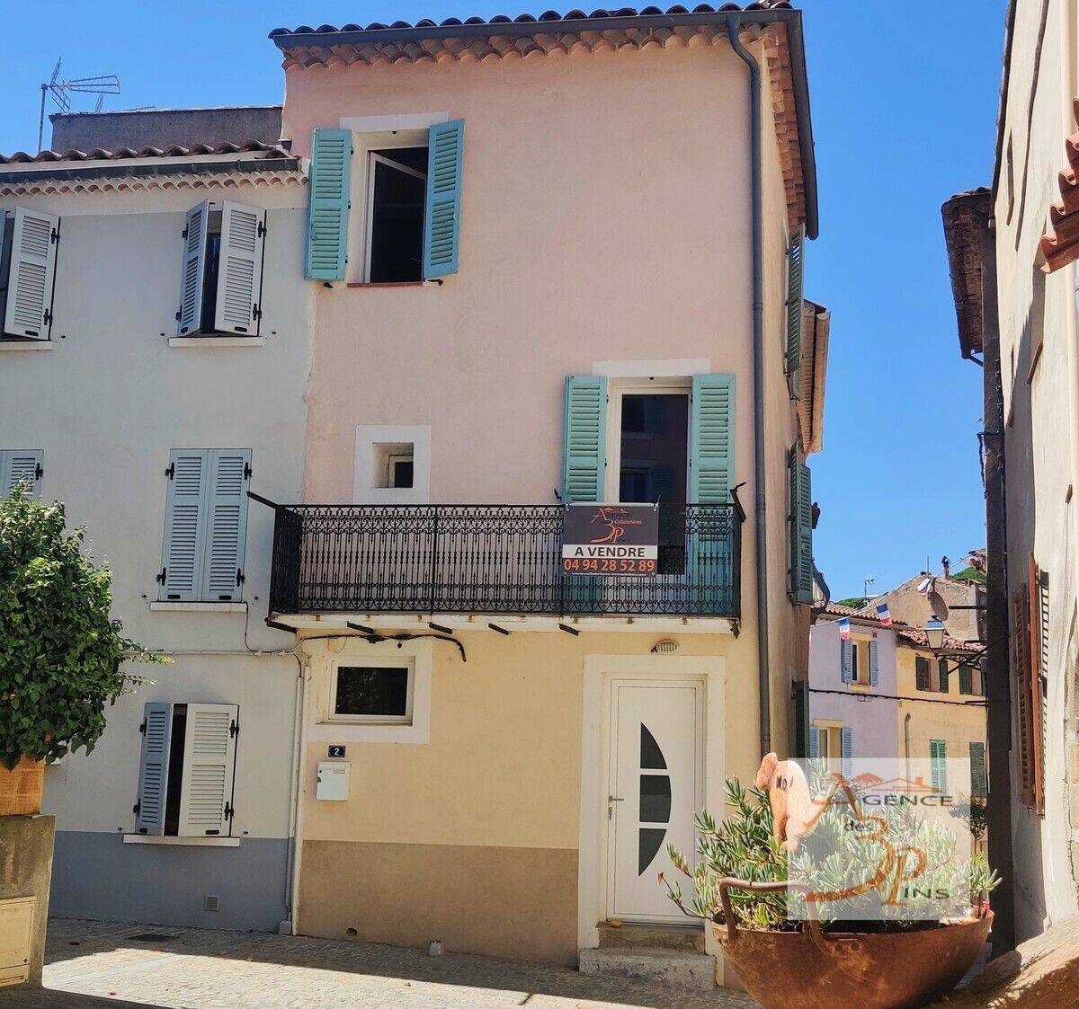 Maison 3 pièces 60 m² · à Collobrières · 60 m² · 120 000 €