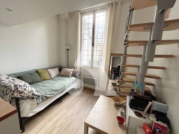Appartement à vendre 131 500 € 1 pièce 24 m² RDC/6 Garibaldi-Ottino-Porte de Saint Ouen Saint-Ouen-sur-Seine 93400