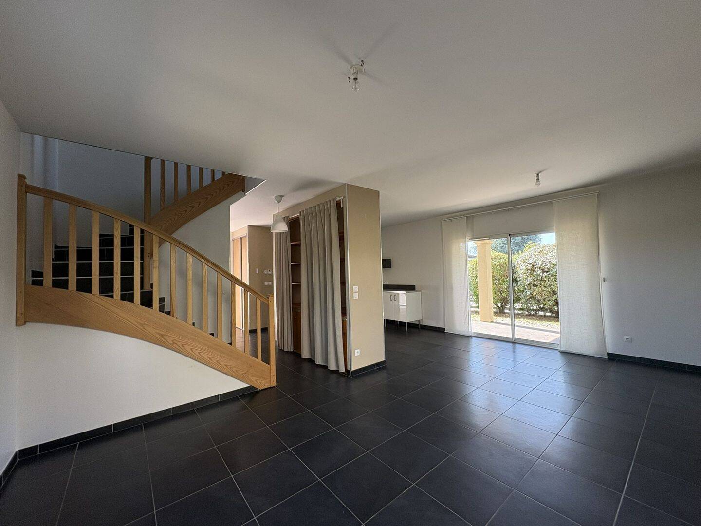 Maison 6 pièces 116 m² · à Grézieu-la-Varenne · 116 m² · 1 807 €