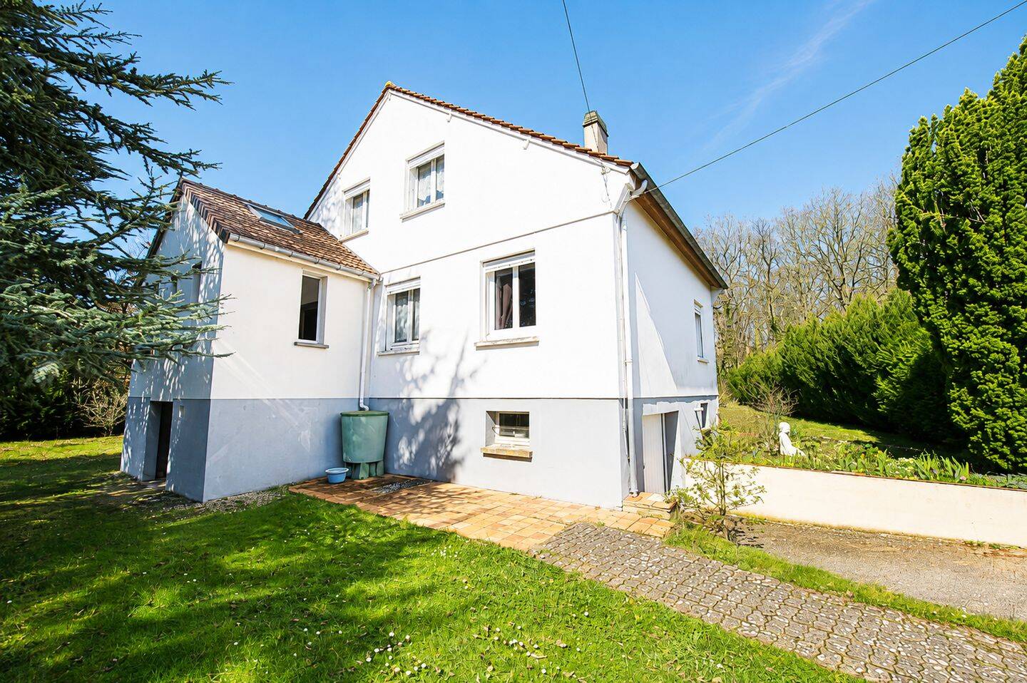Maison 6 pièces 132 m² · à Saint-Sébastien-de-Morsent · 132 m² · 222 900 €