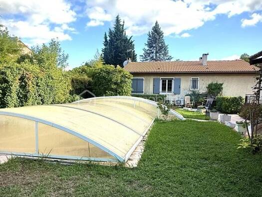 Maison de plain-pied à vendre 518 000 € 6 pièces 4 chambres 165 m² Le Carestier-Le Taulet Marignane 13700