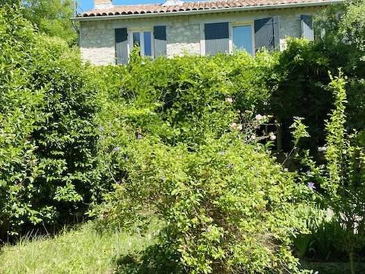 Maison de ville à vendre 340 000 € 4 pièces 3 chambres 116 m² Chevalier de Folard-Sources Sud Avignon 84000