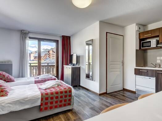 Appartement à louer 590 € 1 pièce 20 m² Morillon 74440