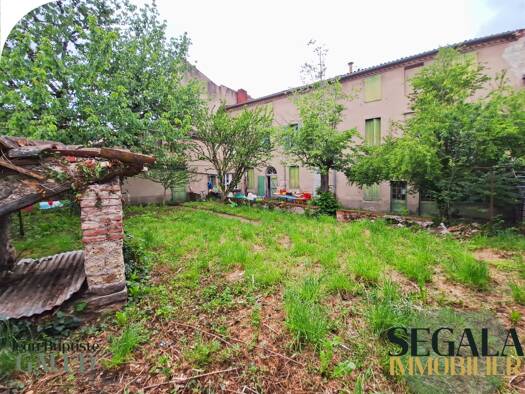 Immeuble à vendre 195 000 € 485 m² Centre Ville Carmaux 81400