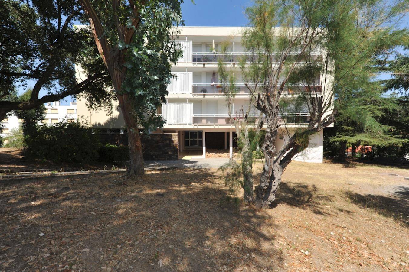 Appartement 1 pièce 25 m² · à Saint-Raphaël · 25 m² · 532 €