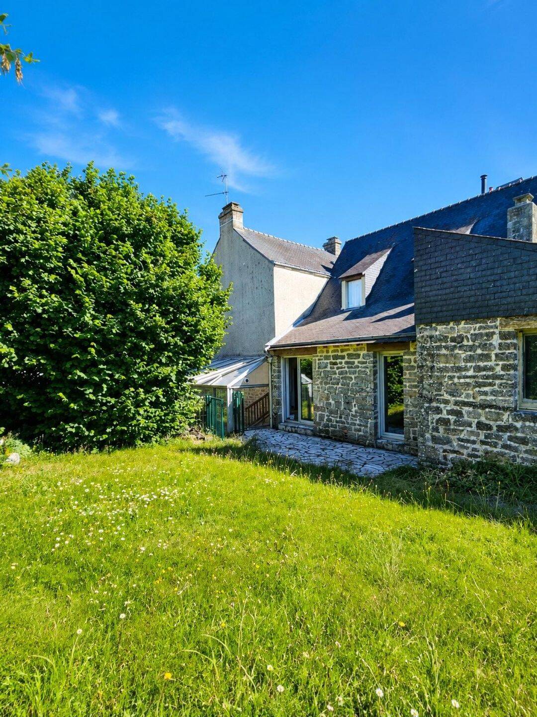 Maison 11 pièces 220 m² · à Questembert · 220 m² · 280 000 €