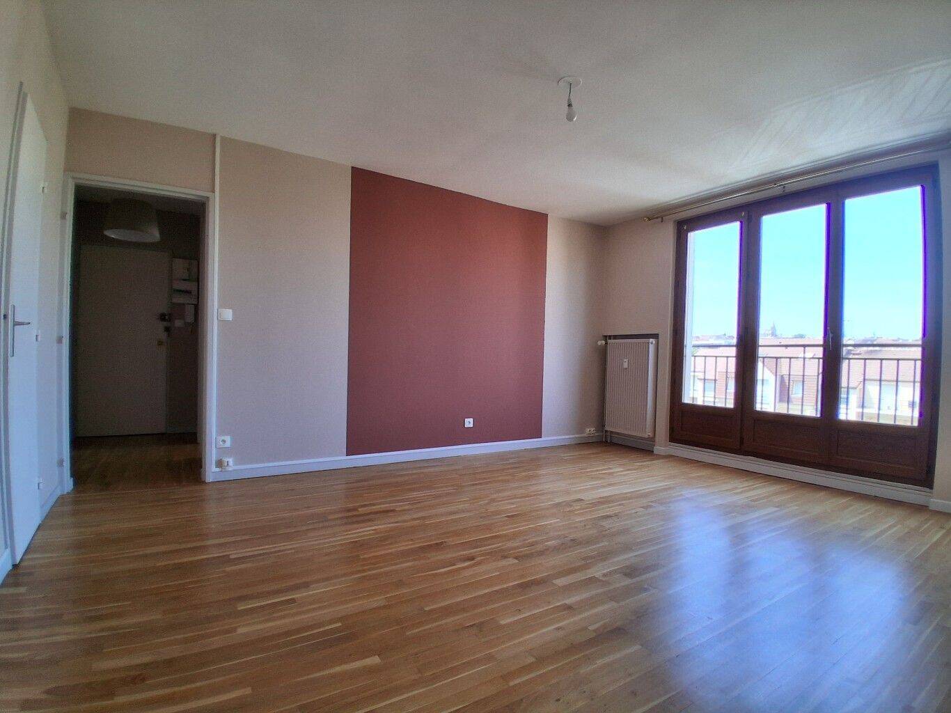 Appartement 2 pièces 52 m² · à Auxerre · 51,9 m² · 740 €