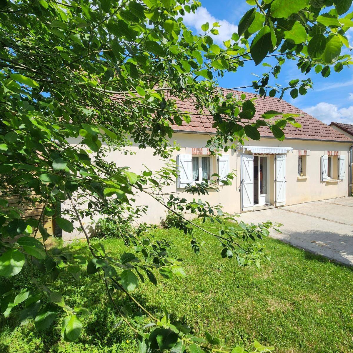 Maison 5 pièces 90 m² · à Saint-Aubin-des-Coudrais · 90 m² · 147 000 €
