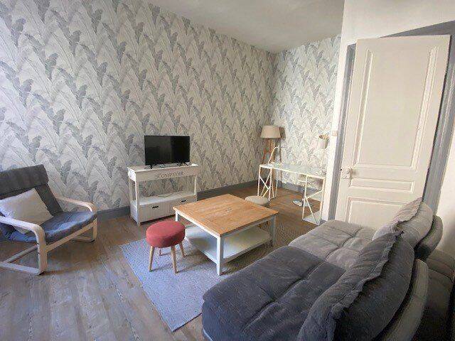 Appartement 2 pièces 48 m² · à Saint-Étienne · 48 m² · 450 €