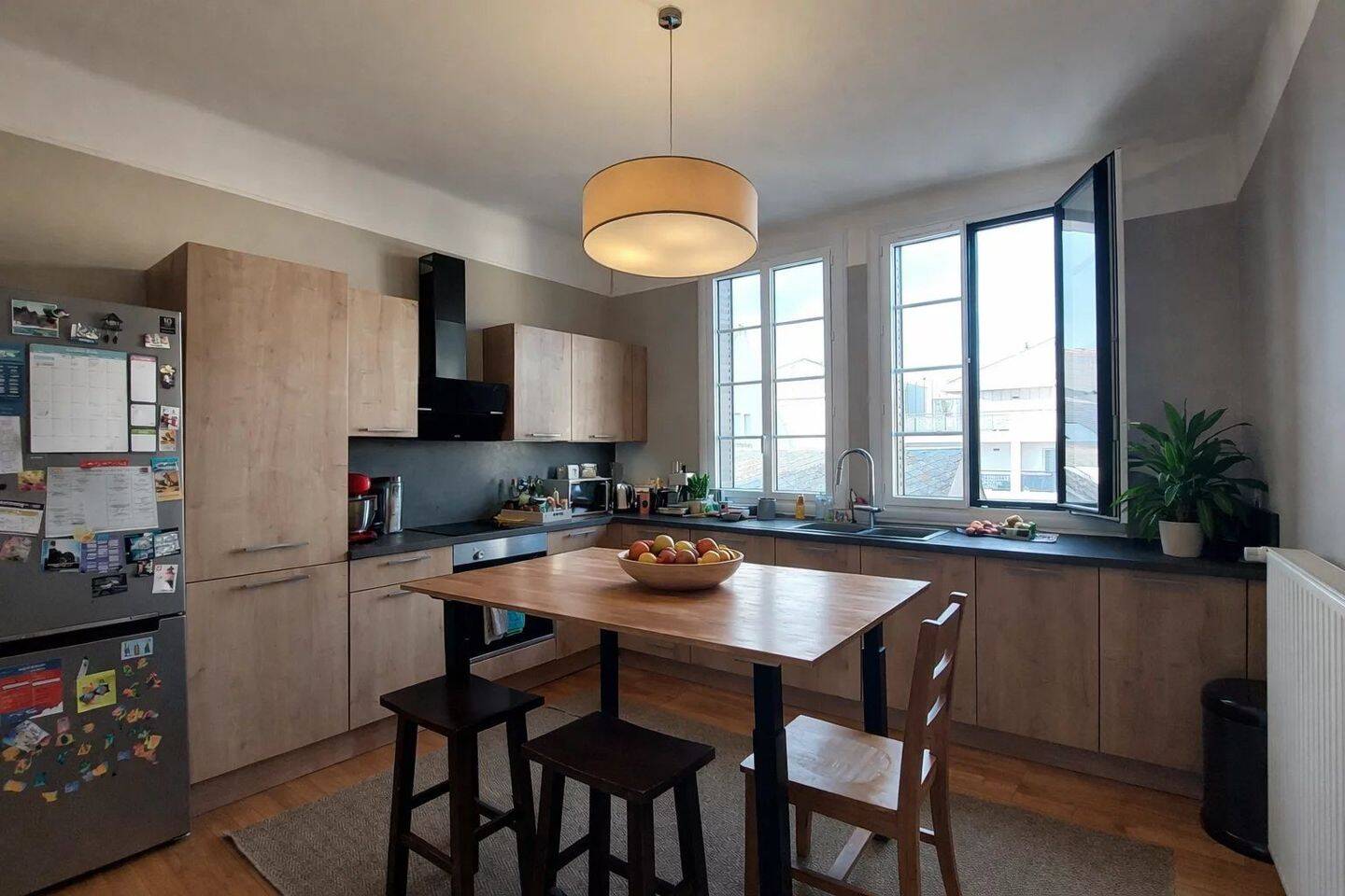 Maison 8 pièces 217 m² · à Saint-Cyr-sur-Loire · 217 m² · 690 000 €
