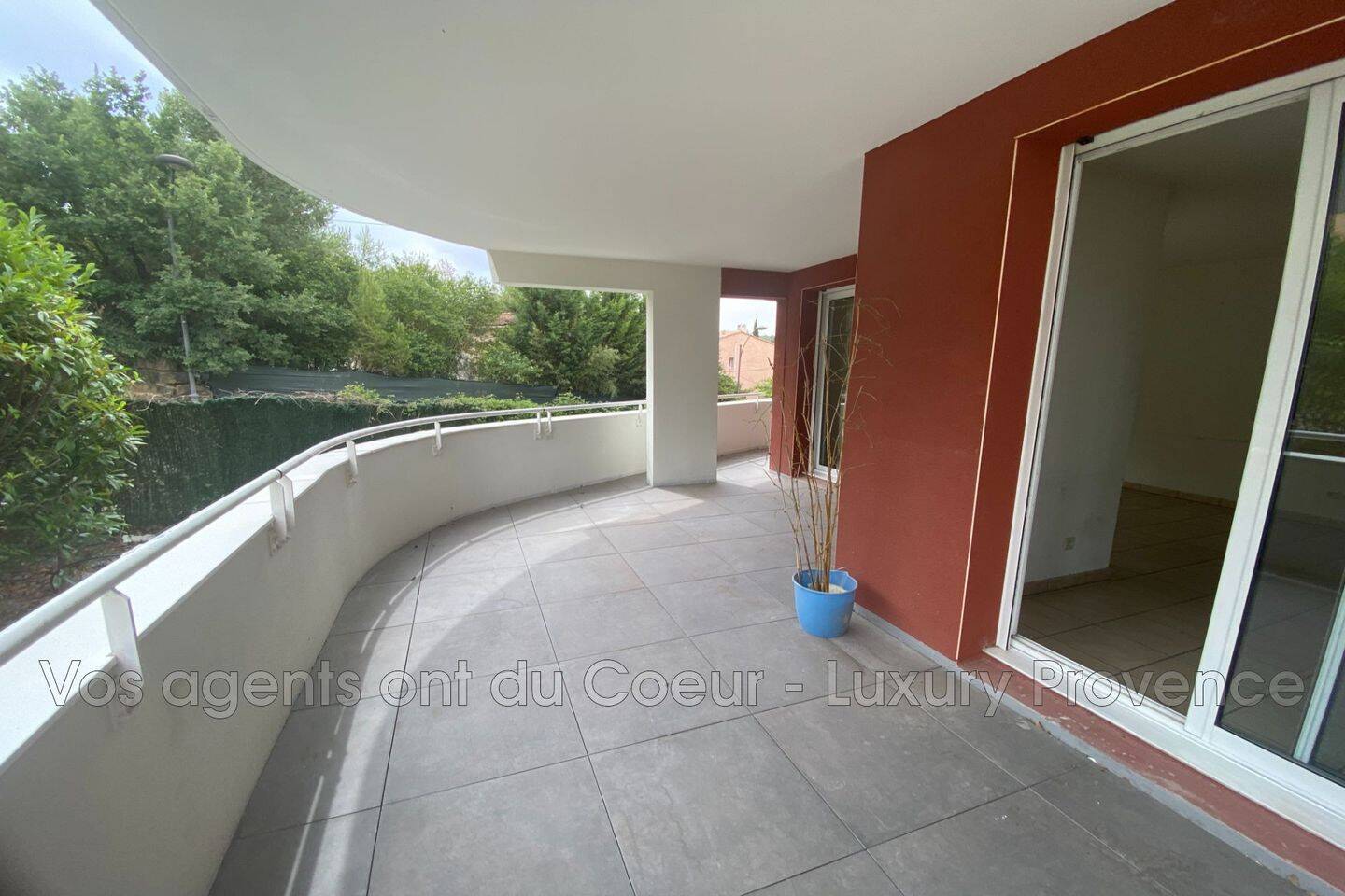 Appartement 2 pièces 52 m² · à Fuveau · 52,4 m² · 235 000 €