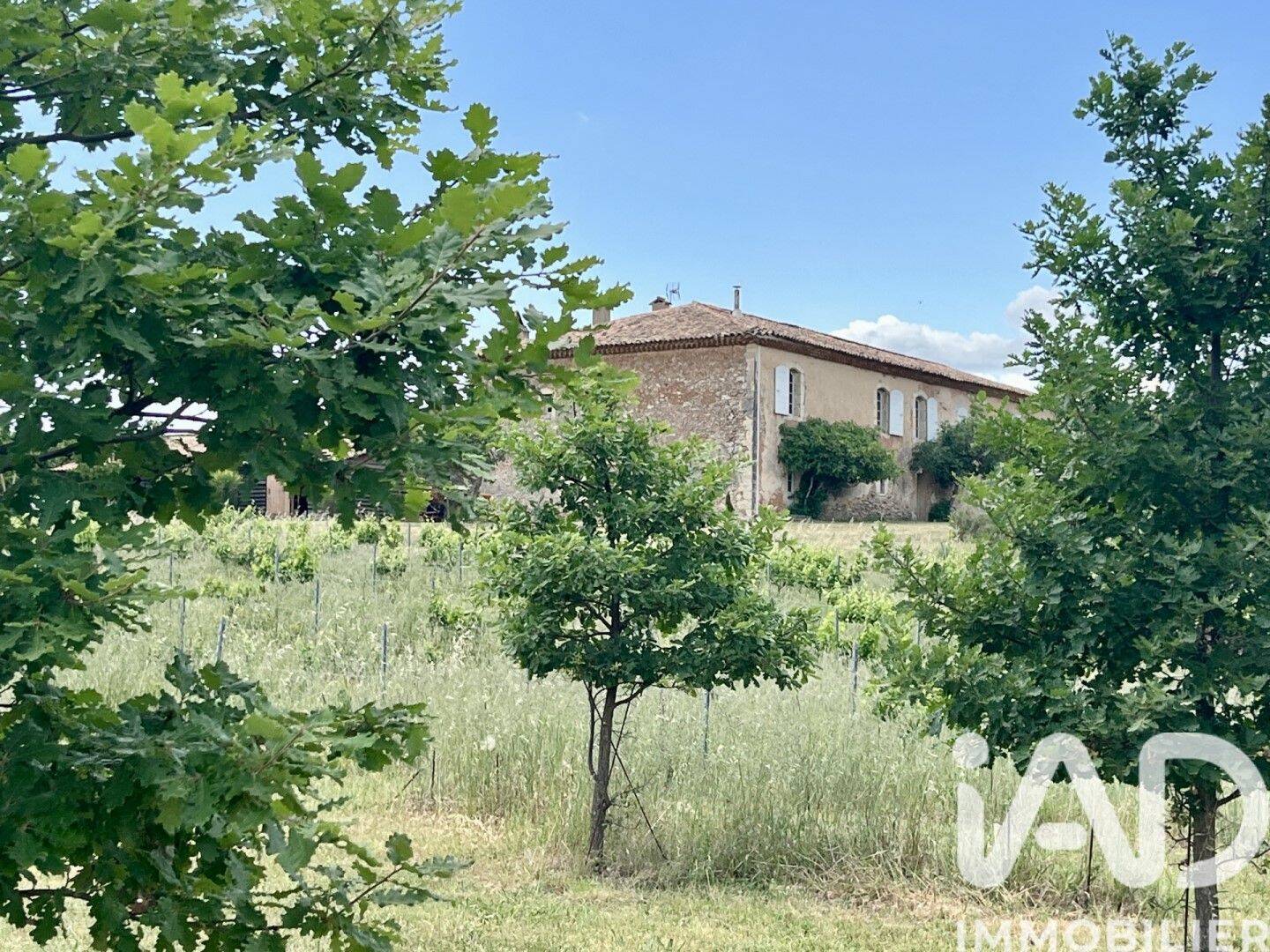 Maison 10 pièces 400 m² · à Saint-Julien · 400 m² · 2 250 000 €