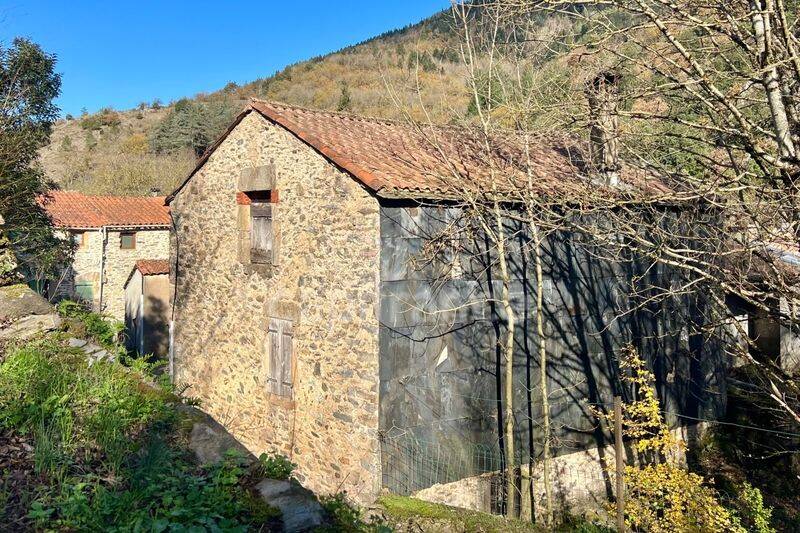 Maison 4 pièces 74 m² · à Verreries-de-Moussans · 74 m² · 46 700 €