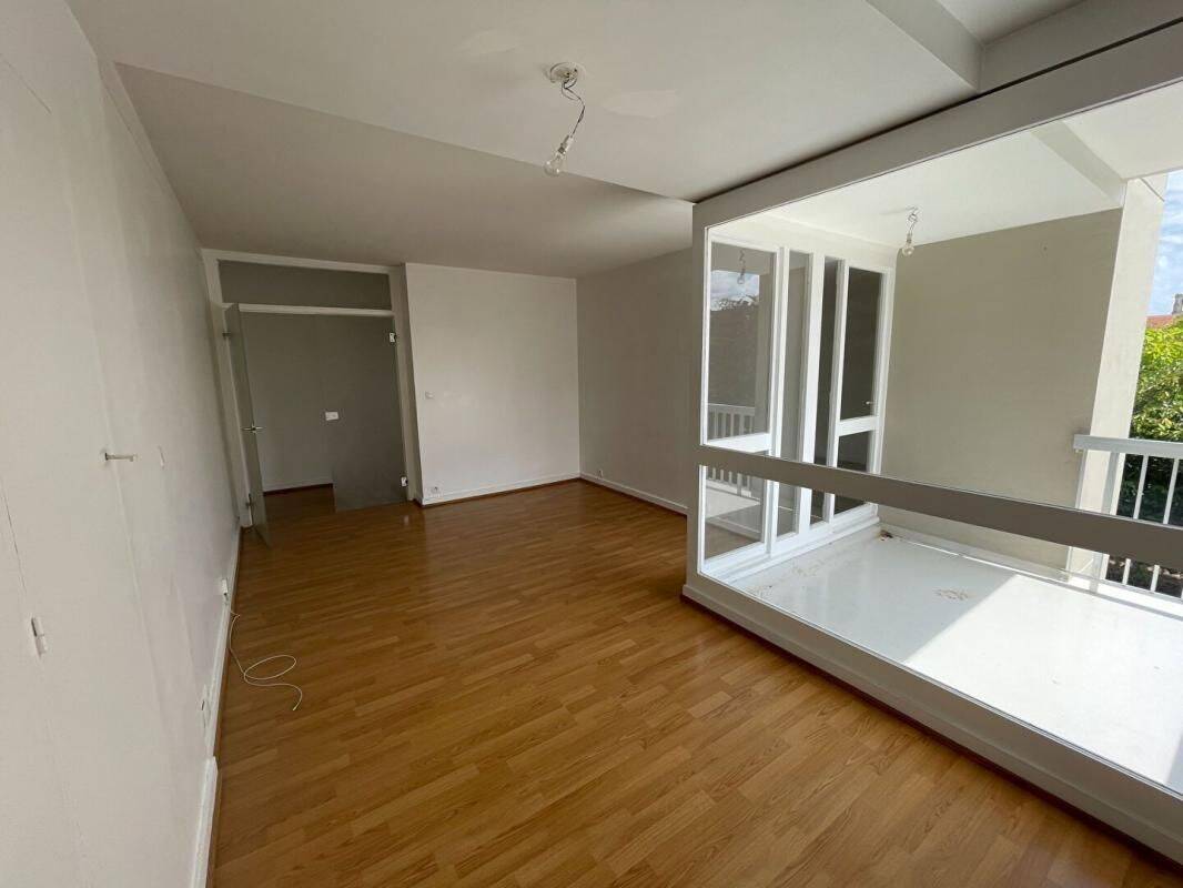 Appartement 3 pièces 64 m² · à Mantes-la-Jolie · 64 m² · 974 €/mois