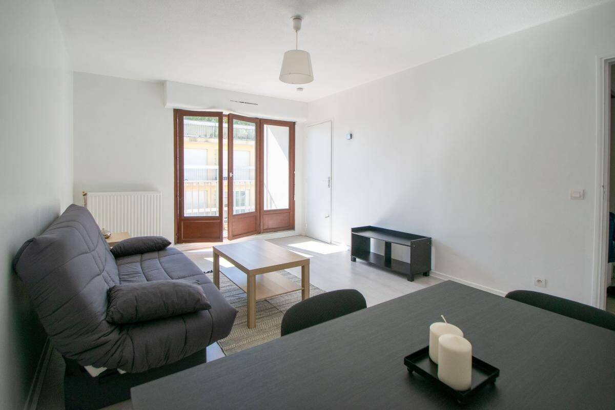 Appartement 1 pièce 32 m² · à Pau · 31,9 m² · 455 €
