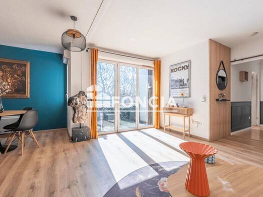 Appartement à vendre 245 000 € 3 pièces 2 chambres 68,1 m² Étage 1/1 Moulineau Gradignan 33170
