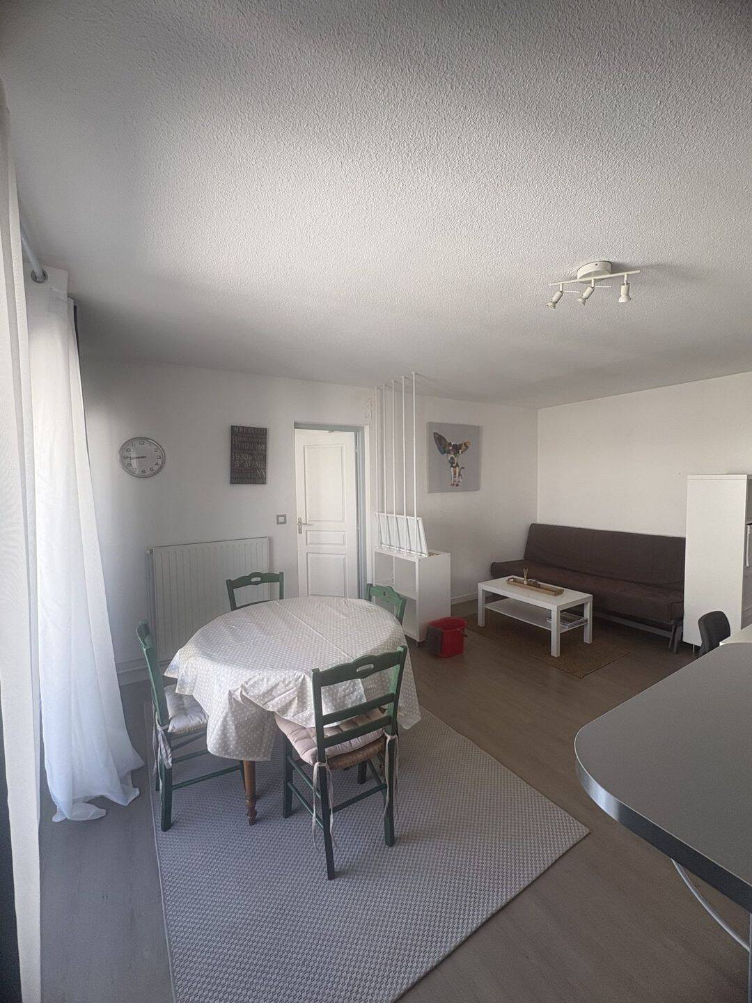 Appartement 2 pièces 41 m² · à Bordeaux · 40,7 m² · 793 €/mois