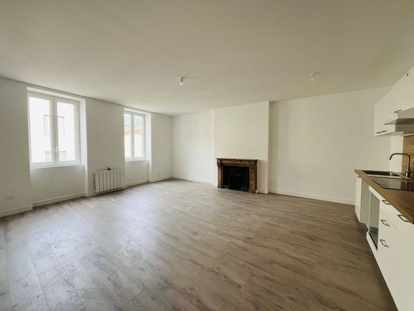 Appartement 3 pièces 70 m² · à Tarare · 70,2 m² · 720 €/mois