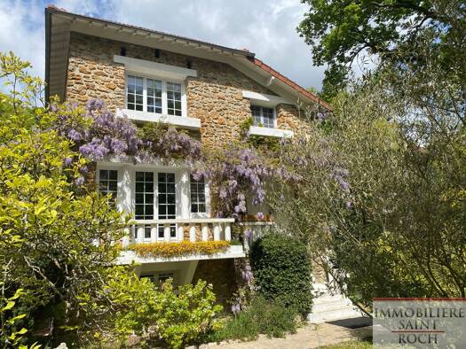 Maison à vendre 445 000 € 6 pièces 4 chambres 107 m² 1 794 m² de terrain Saint-Fargeau-Ponthierry 77310