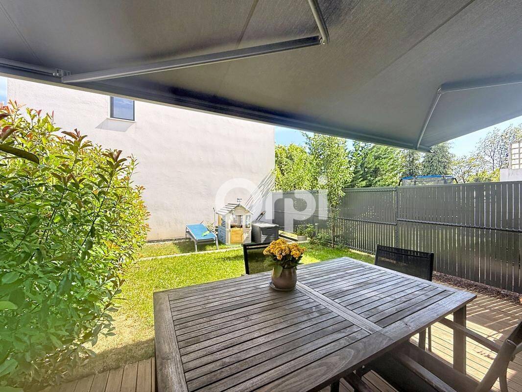 Maison 4 pièces 130 m² · à Clamart · 130 m² · 2 600 €/mois