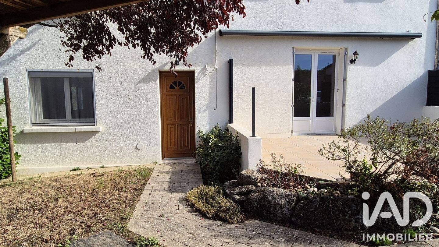 Maison 6 pièces 124 m² · à La Tessoualle · 124 m² · 157 000 €