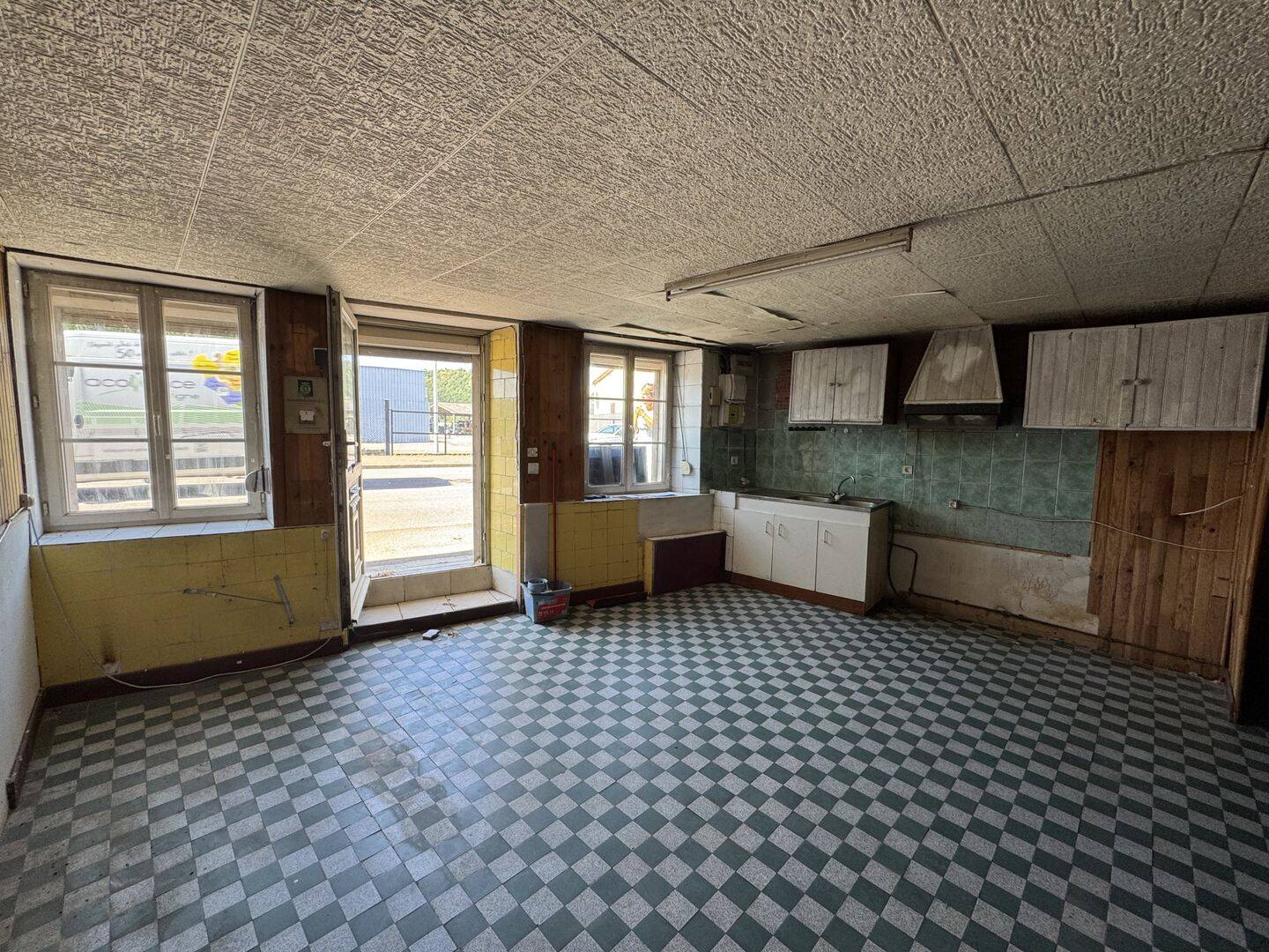 Maison 3 pièces 115 m² · à Bar-sur-Aube · 115 m² · 29 000 €
