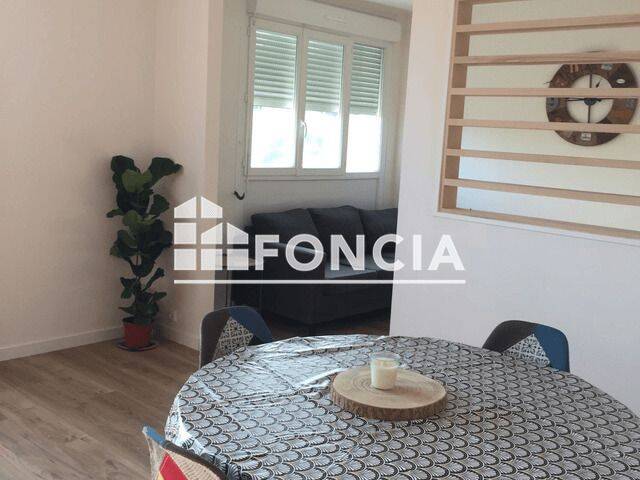 4 pièces 68 m² · à Lannion · 68,2 m² · 900 €