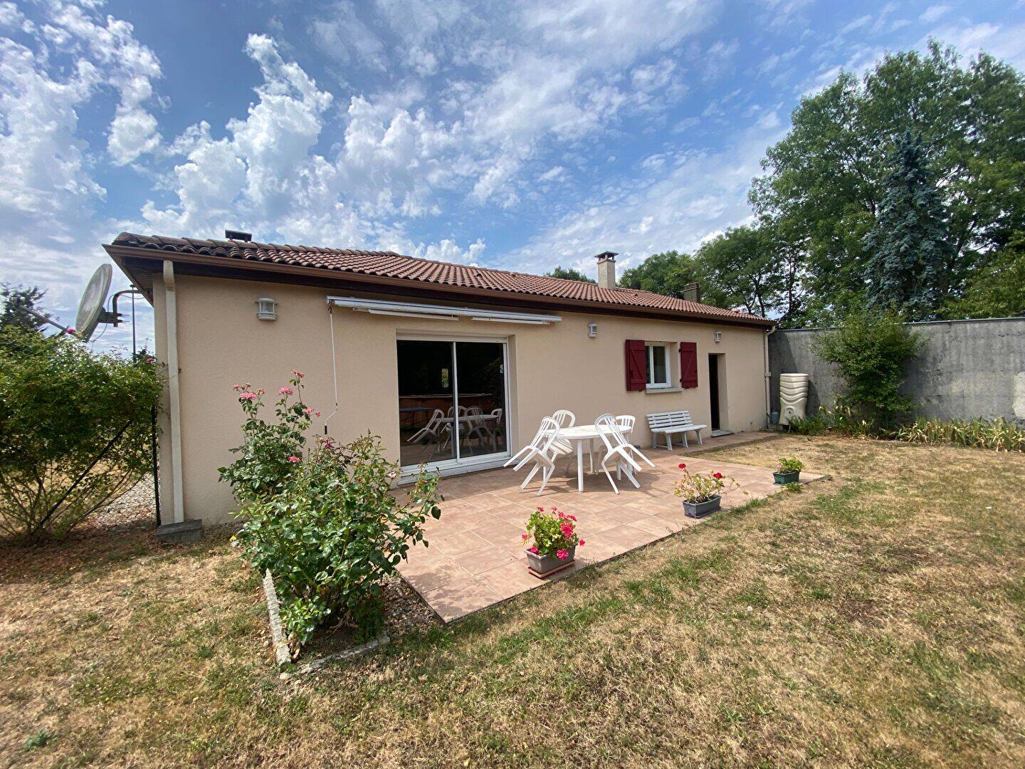 Maison 4 pièces 99 m² · à Peyrilhac · 99 m² · 806 €
