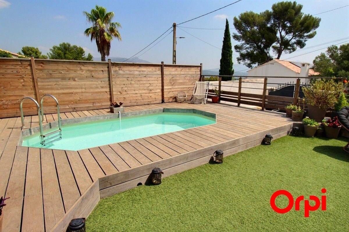 Maison 6 pièces 115 m² · à Marseille 11ème Arrondissement · 114,6 m² · 520 000 €