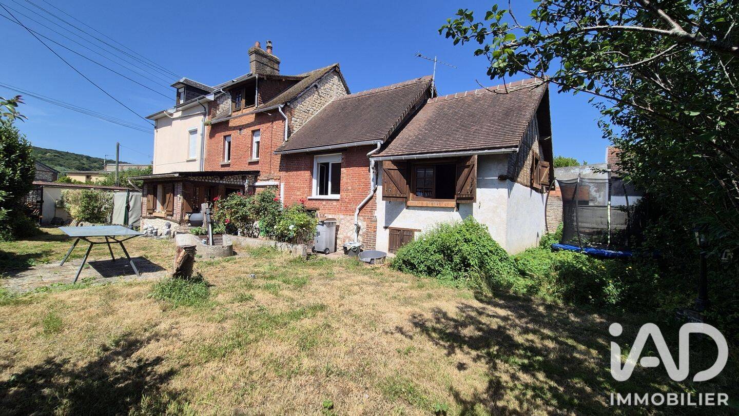 Maison 5 pièces 99 m² · à Saint-Pierre-lès-Elbeuf · 99 m² · 165 000 €