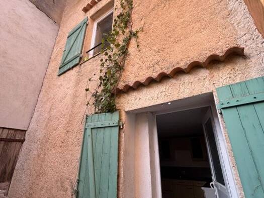 Maison à vendre 129 000 € 4 pièces 2 chambres 50,5 m² Les Mayons 83340