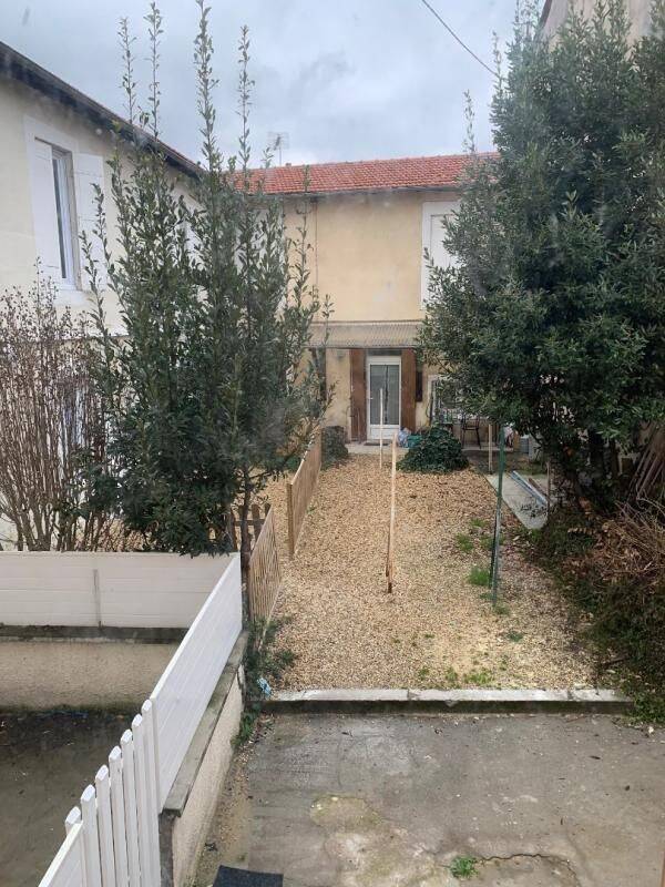 Appartement 3 pièces 47 m² · à Périgueux · 47 m² · 470 €