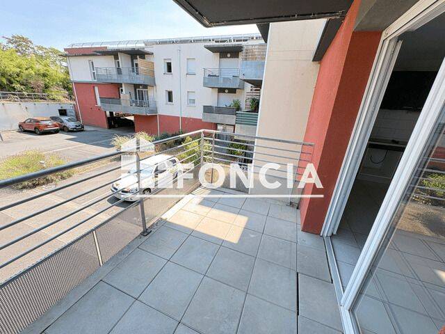 Appartement 3 pièces 65 m² · à Cenon · 64,6 m² · 750 €