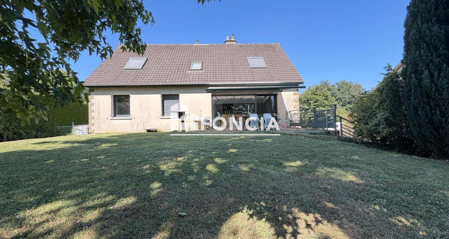 Maison 7 pièces 150 m² · à La Lande-Patry · 150 m² · 214 200 €