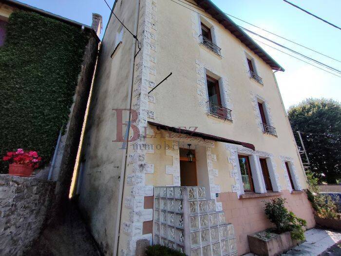 Maison 5 pièces 120 m² · à Saint-Étienne-aux-Clos · 120 m² · 55 000 €