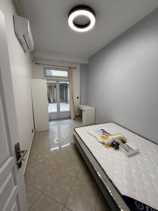 1 pièce 18 m² · à Paris 19ème Arrondissement · 18 m² · 830 €